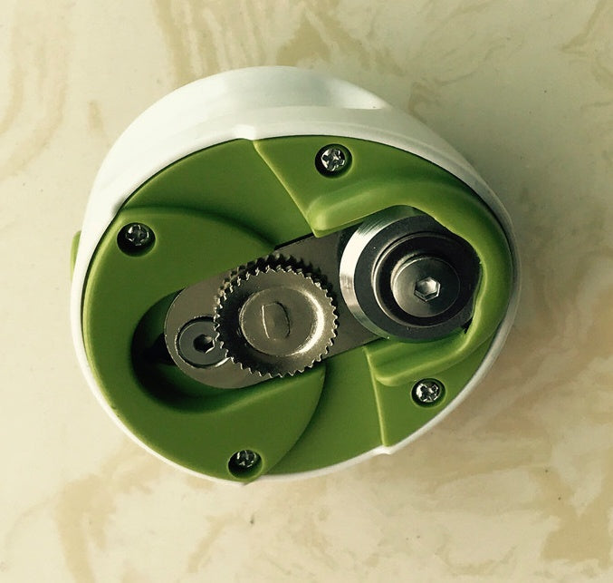 Effortless Grip Compact Can Opener With Stainless Steel Blade