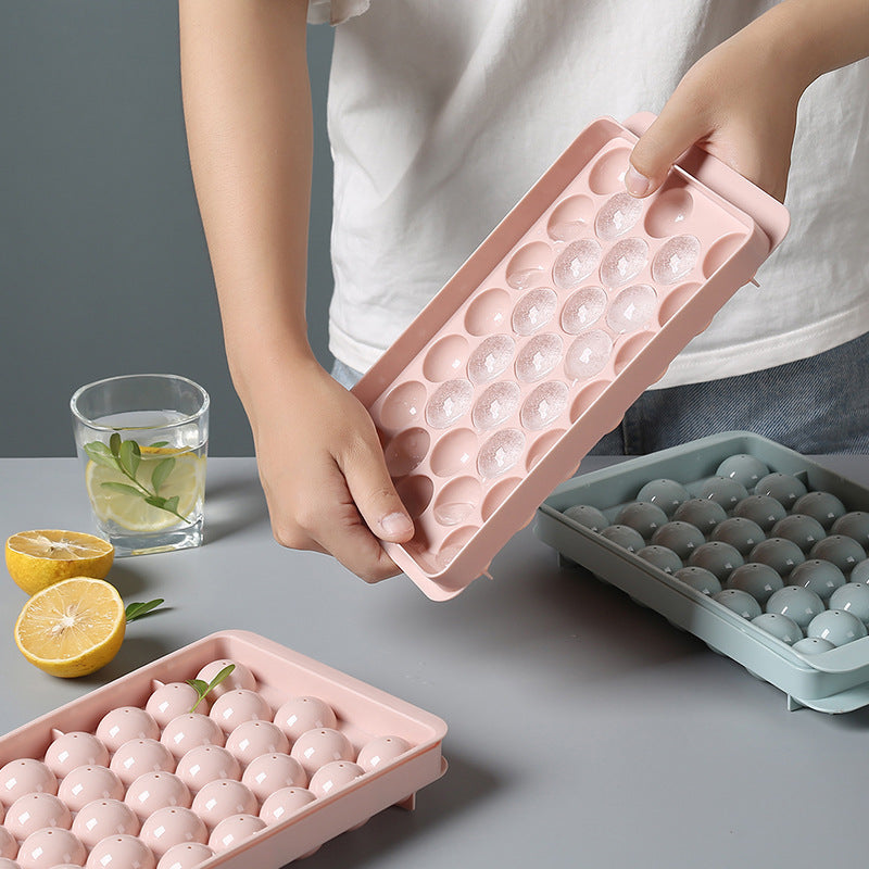 Chill Perfect Drinks: Ice Tray 3D Round Ice Molds Magic