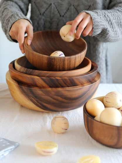 Natural Wooden Bowl: Elegant Kitchen & Restaurant Food Container