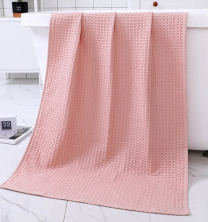 Quick-Dry Cotton Waffle Bath Towel - Soft & Absorbent